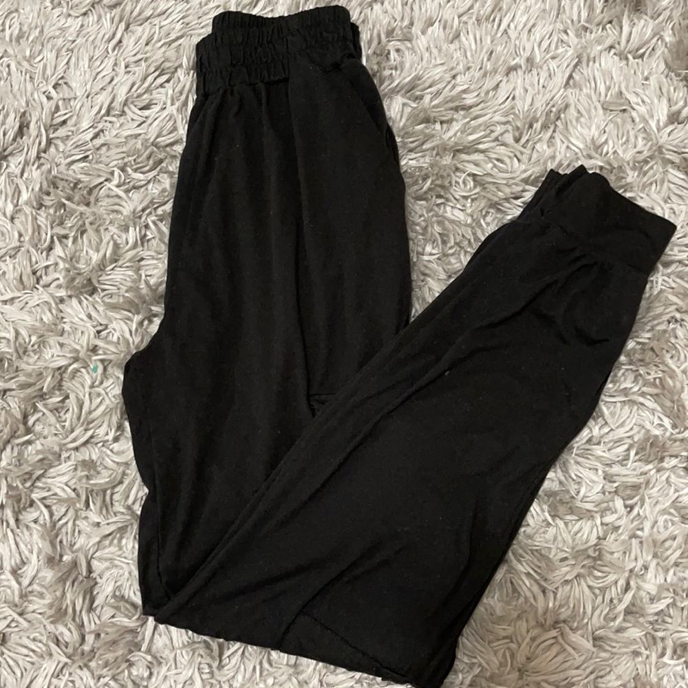 Black sweatpants